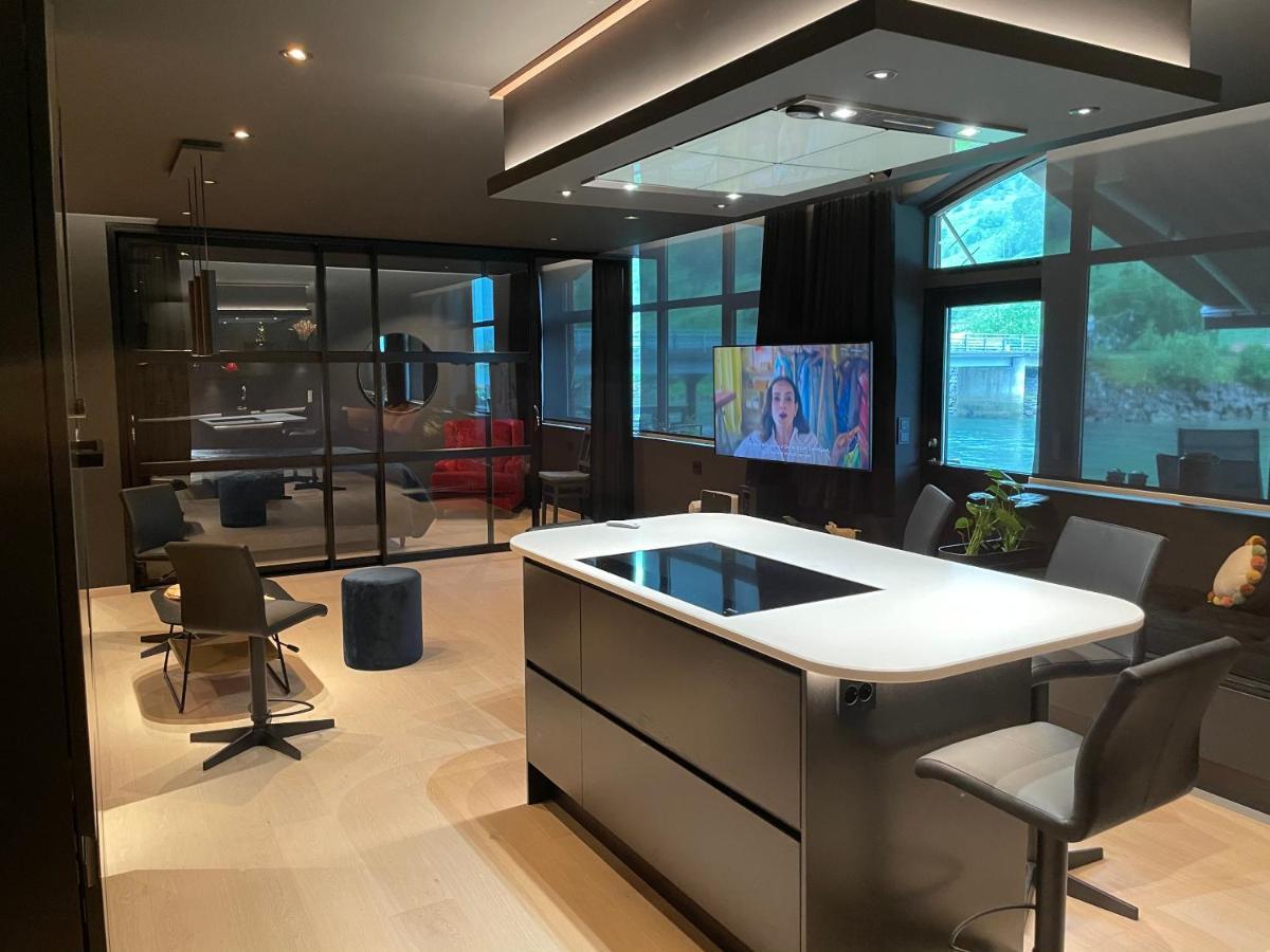 Olden Apartments 2 سترين المظهر الخارجي الصورة